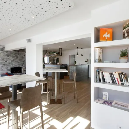 Elite Ξενοδοχείο 3*