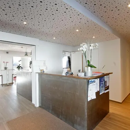 Elite 3* Кран-Монтана